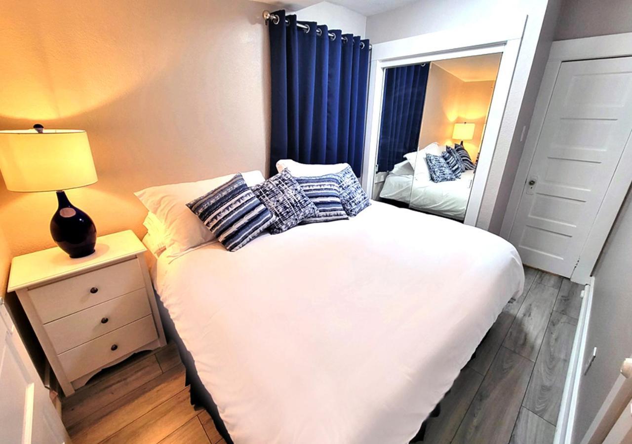 Beautiful Guesthouse, Sleeps 4 - Kitchen, Private Laundry, Ac, Parking, 65' Tv, Close To Stores, Restaurants & Beach Long Beach Luaran gambar